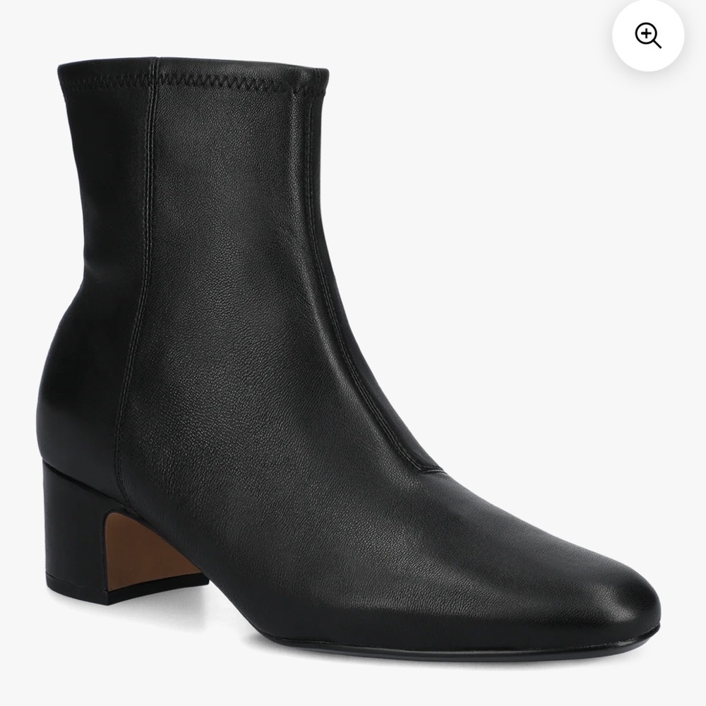 BIRDIES THE STARLING 50
BOOTIE Elegant Black Ankle Boots size 9